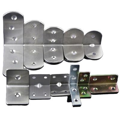 Kekuatan tinggi Metal Corner Brackets Stamping Precision Cut Aman Mounting Corrosion Resistant Coating